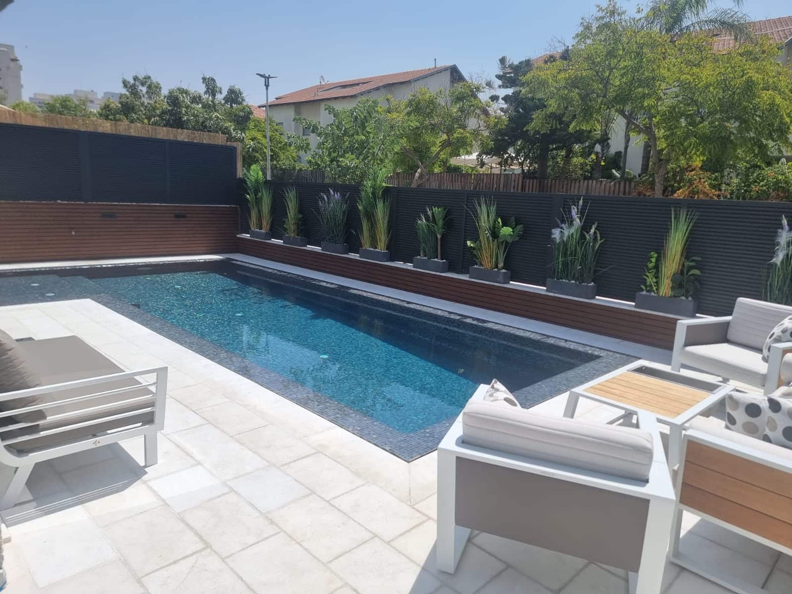 בריכות שחייה של alpha pools